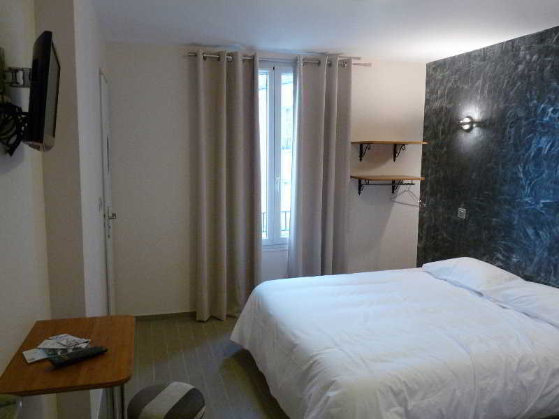 Hotel Sofia Париж Стая снимка
