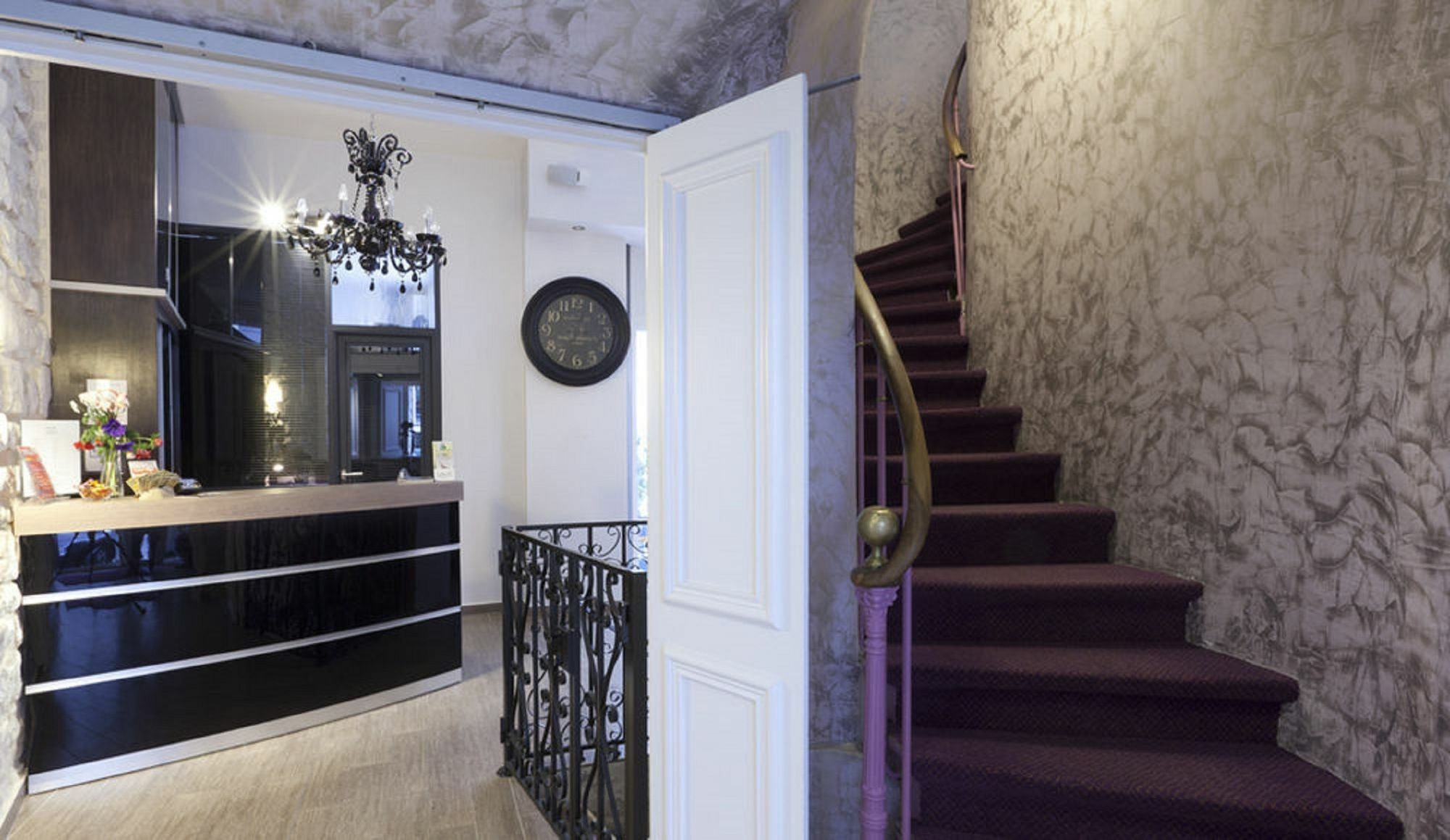 Hotel Sofia Париж Екстериор снимка